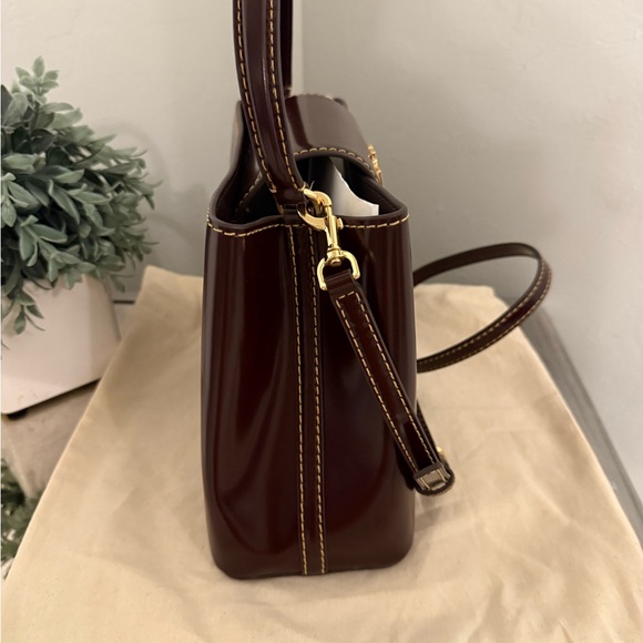 Tory Burch Britten Top Handle Patent Leather
Claret Red - Picture 4 of 8